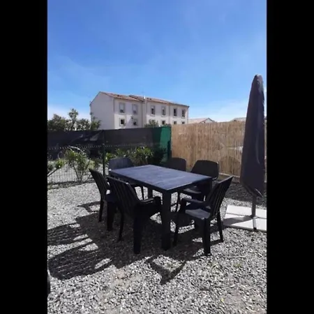 Spacieuse Maison Avec Jardin Et Barbecue Hébergement de vacances